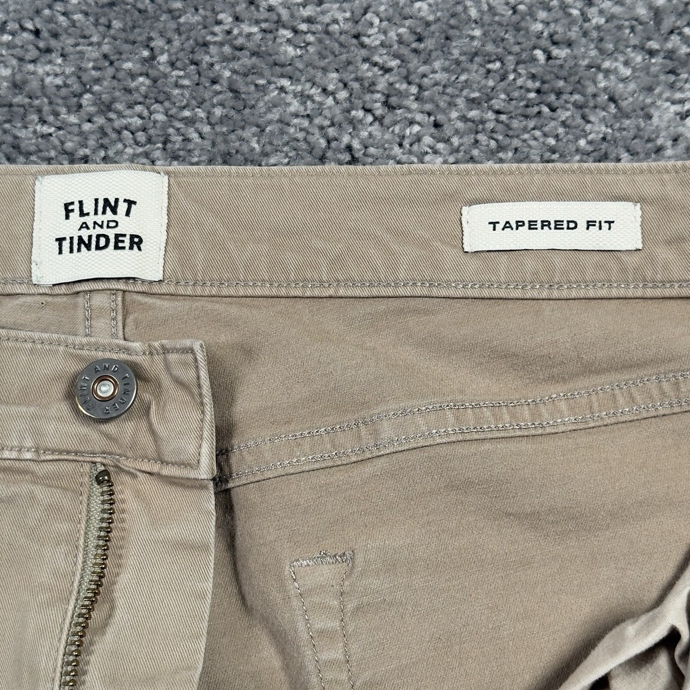 Flint and Tinder Pants Mens 34x33 Tan Tapered Fit Stretch Casual Outdoor *READ* - Picture 5 of 13